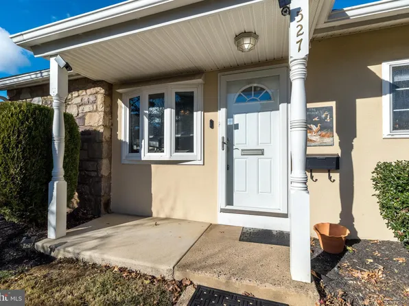 527 Filbert Rd, Oreland, PA 19075