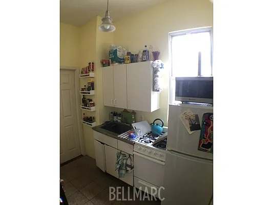 Rented by Bellmarc Realty | media 32