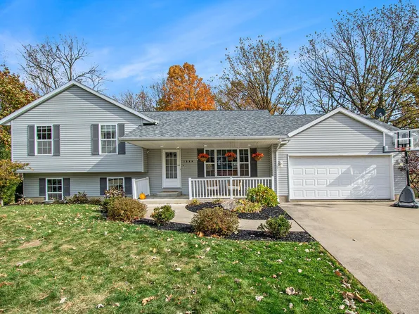1239 Meadow Ln, Warsaw, IN 46580