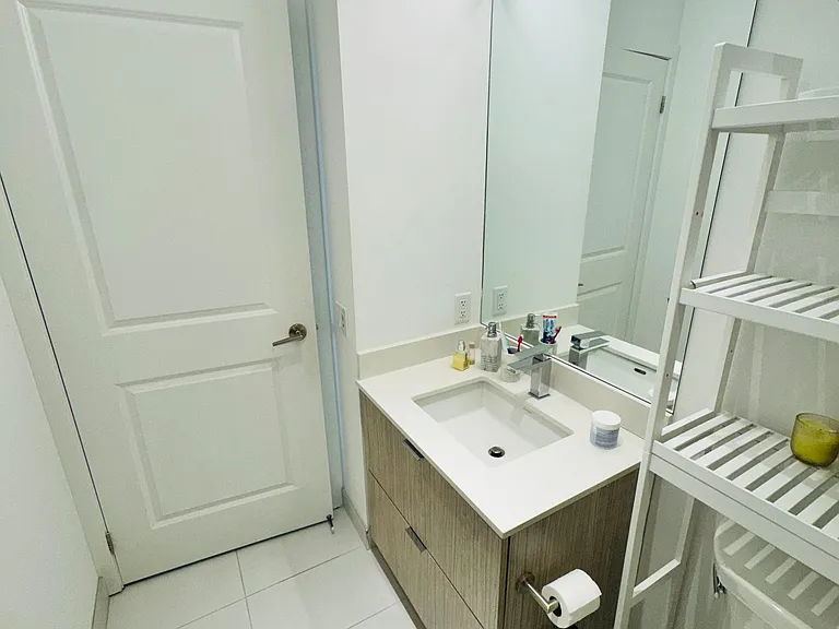 395 Bloor St E #2807 — Photo 21