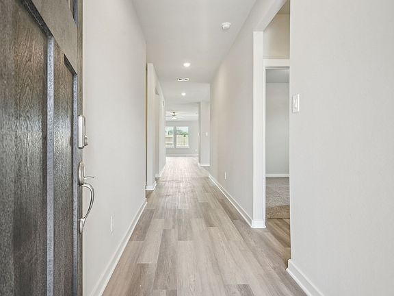 The Henderson floorplan in Massey Oaks of Pearland, TX.
