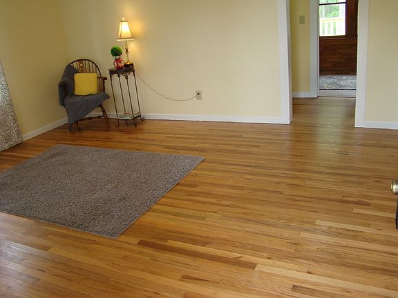 2nd image of 403 Dudney Hill Ln