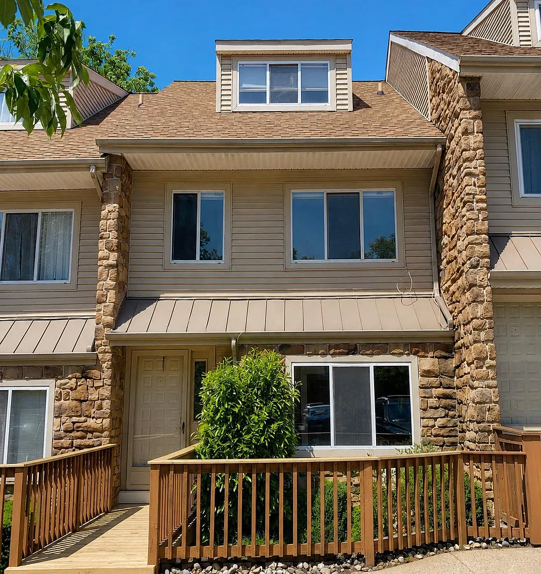 3 bed, 4.0 bath, 1538 sqft, $3,050 — Photo 1