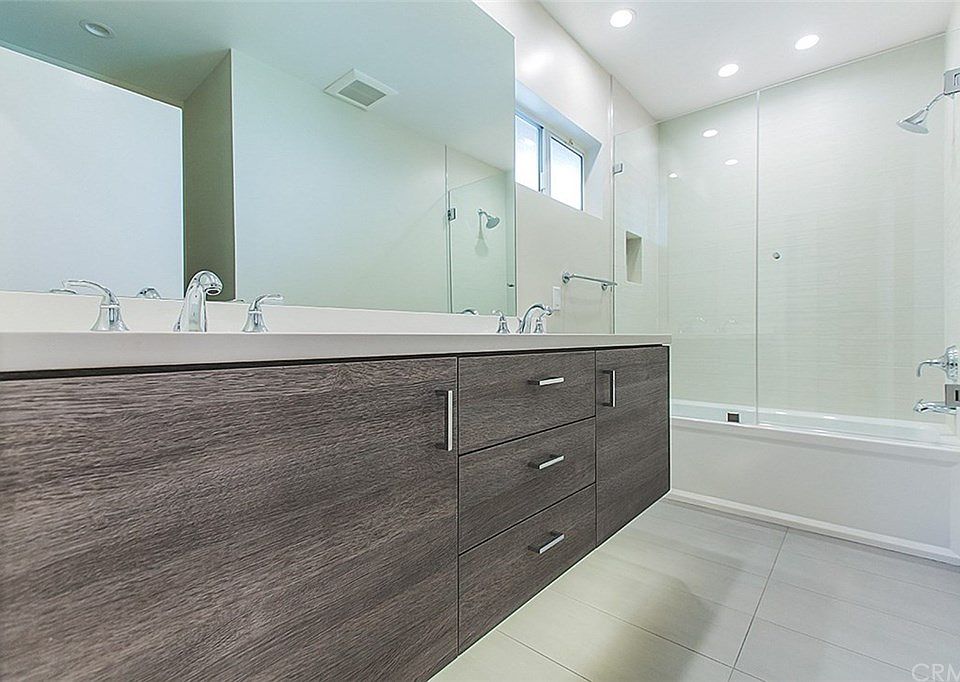 1st image of 5721 Le Sage Ave
