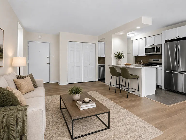 2101 Chestnut St #416 — Photo 9