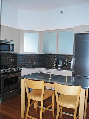 Rented by Sotheby's International Realty | media 31