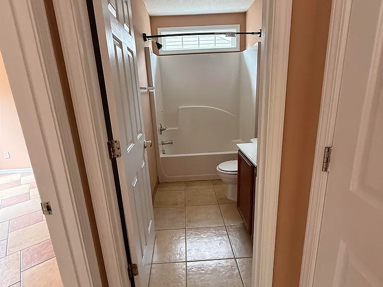 345 Peppercorn Ln — Photo 6