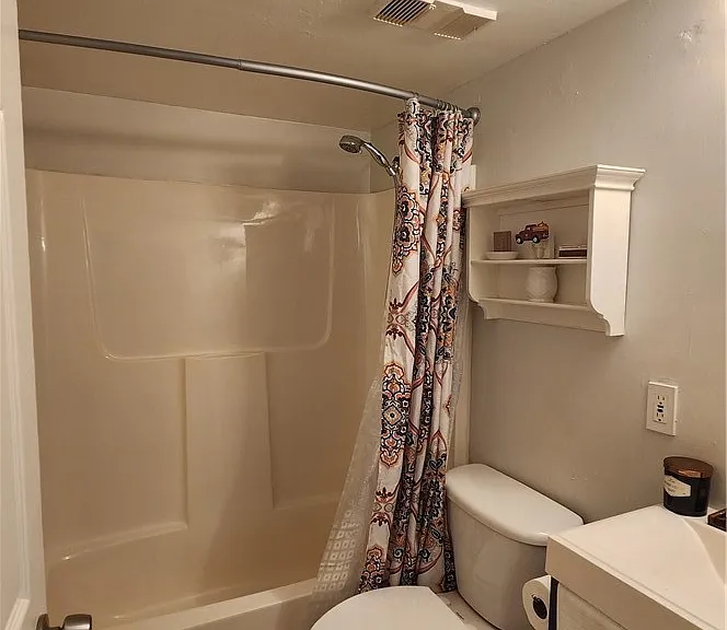 2121 Collier Ave #107 — Photo 18