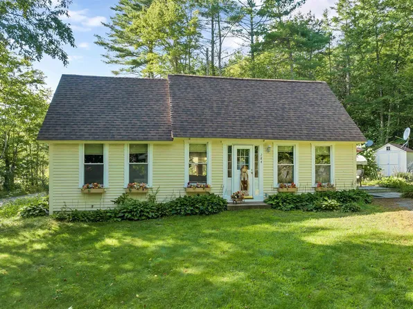 284 Rowentown Road, Wentworth, NH 03282
