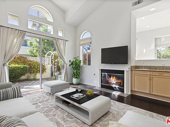 2nd image of 6477 Zuma View Pl Unit 128