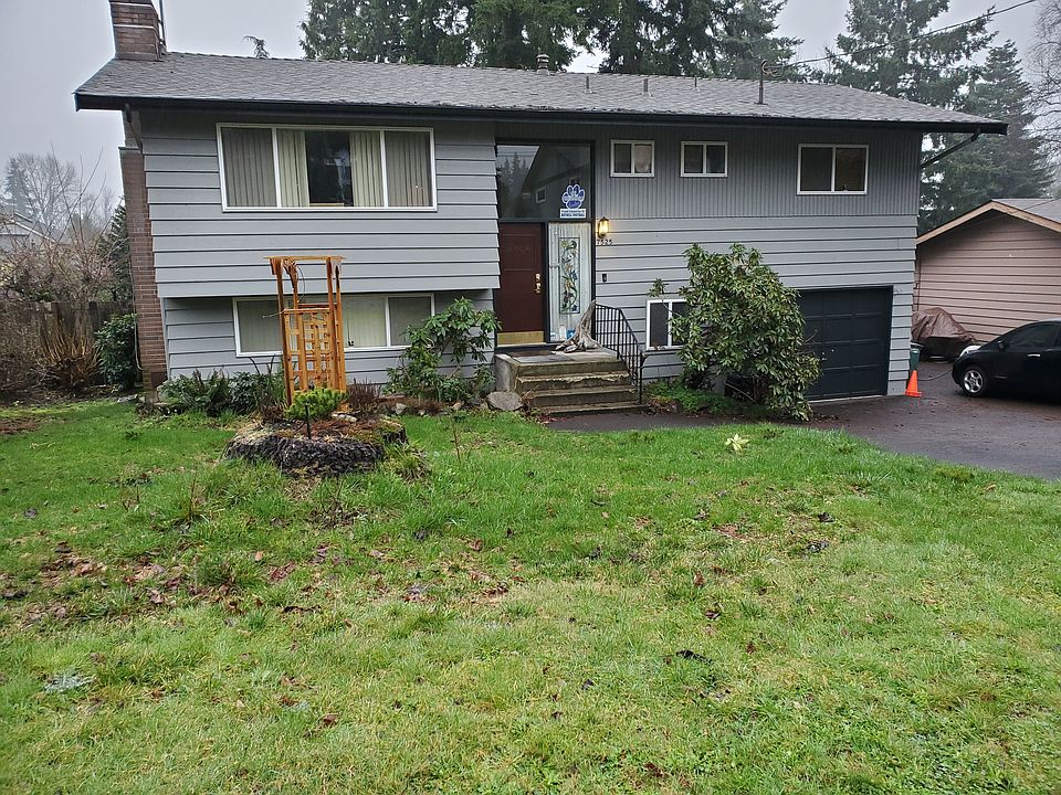 2nd image of 7525 NE 202nd Pl