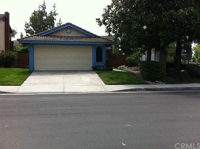 1st image of 2521 Pinecone Way