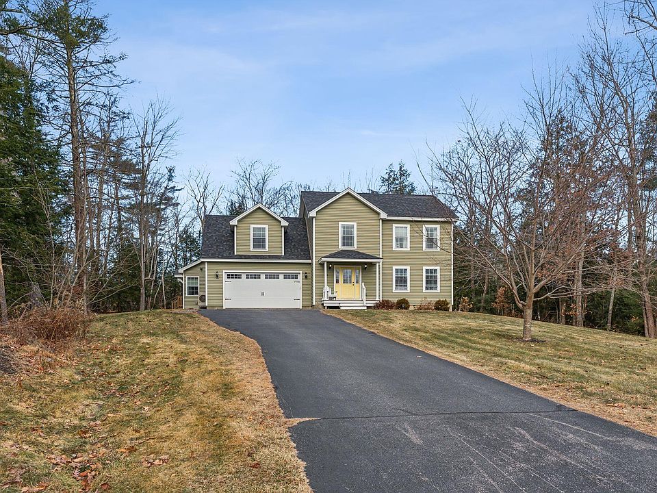 1st image of 16 Berkshire Way