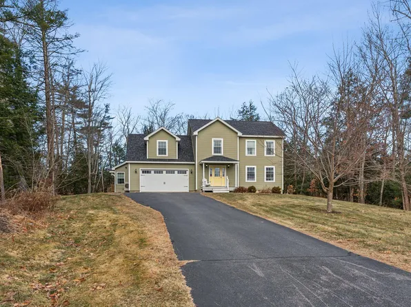 16 Berkshire Way, Westbrook, ME 04092