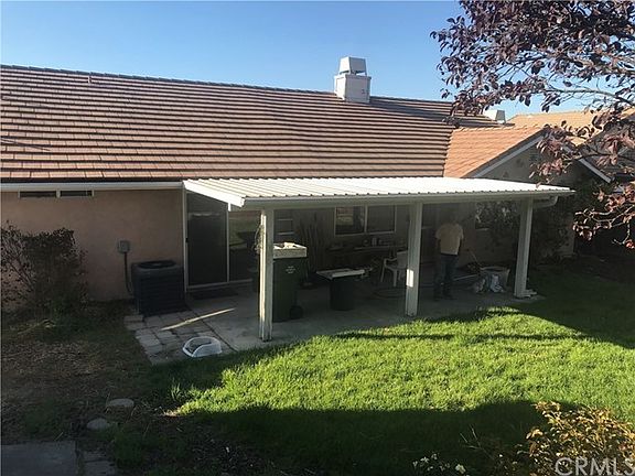 3rd image of 130 Riverbank Ln