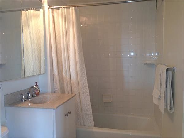 2nd image of 205 Chrystie St