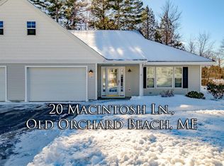 20 Macintosh Ln #20, Old Orchard Beach, ME 04064