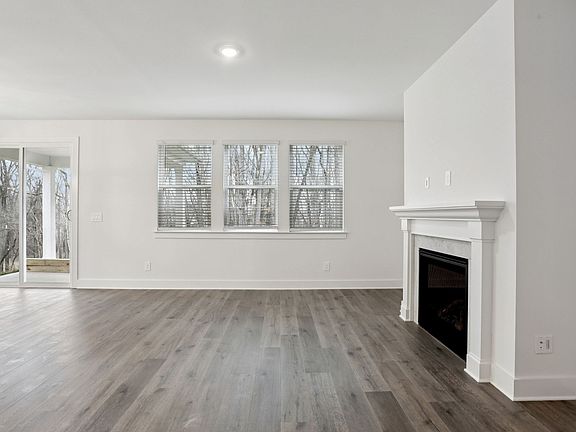 5th image of 2408 Nolan Dr