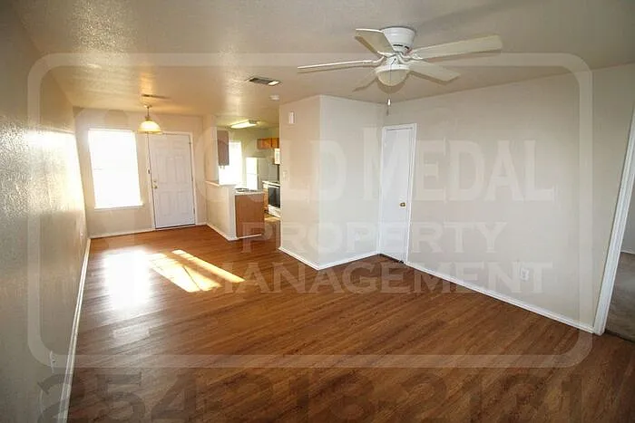 1708 Spring Rose Cir — Photo 2