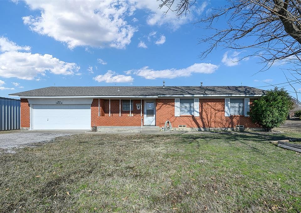 1st image of 5903 Curtis Dr