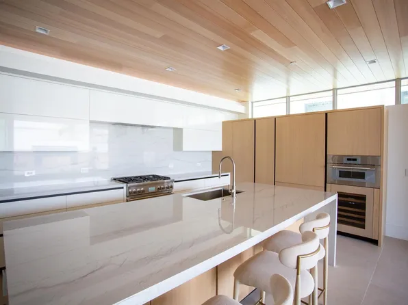 110 Lofts, 110 22nd St #D, Newport Beach, CA 92663