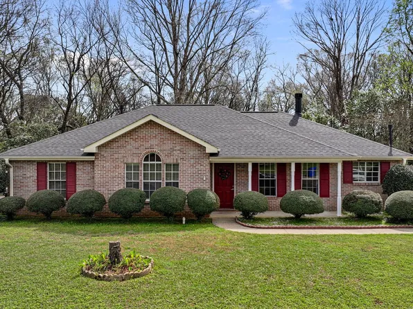 821 Sweet Ridge Rd, Prattville, AL 36066