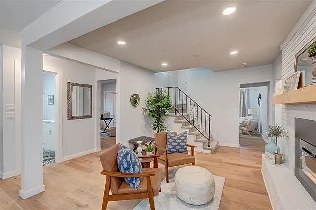 4 bed, 2660 sqft, $2,200 — Photo 3