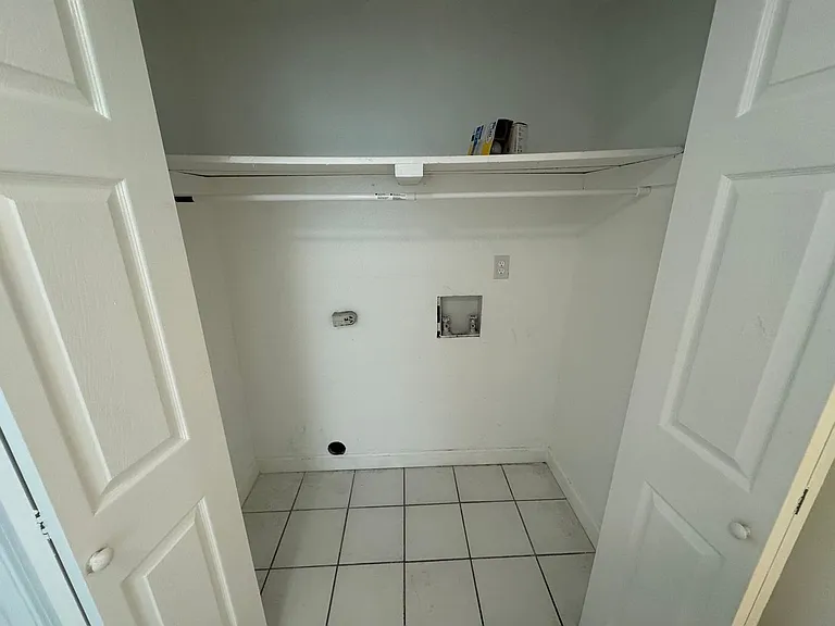 1600 Greenbriar Pkwy #A — Photo 14