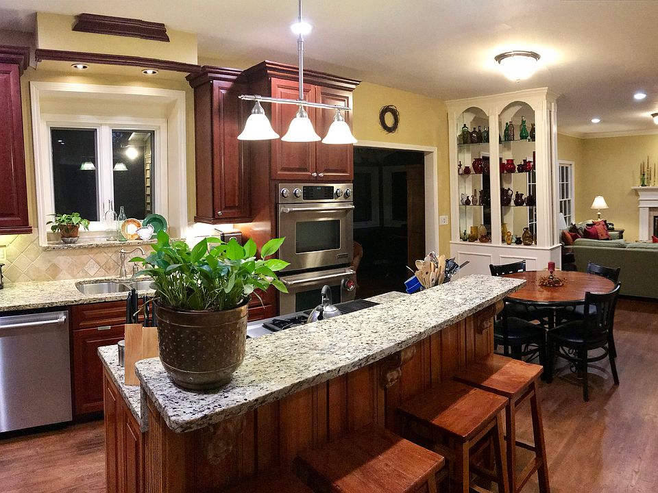 1st image of 1611 Old Springs Ct