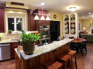 1611 Old Springs Ct, Snellville, GA 30078
