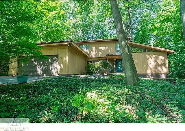 1st image of 3661 E Hiawatha Dr