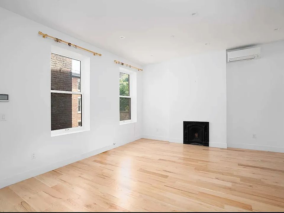 1st image of 205 E 17th St #4B
