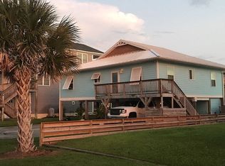 541 N Kinston Ave, Atlantic Beach, NC 28512