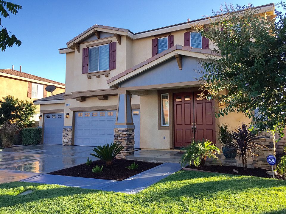 1st image of 5114 Wisteria Ln