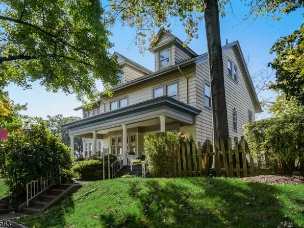 392 Ridge St, Newark City, NJ 07104