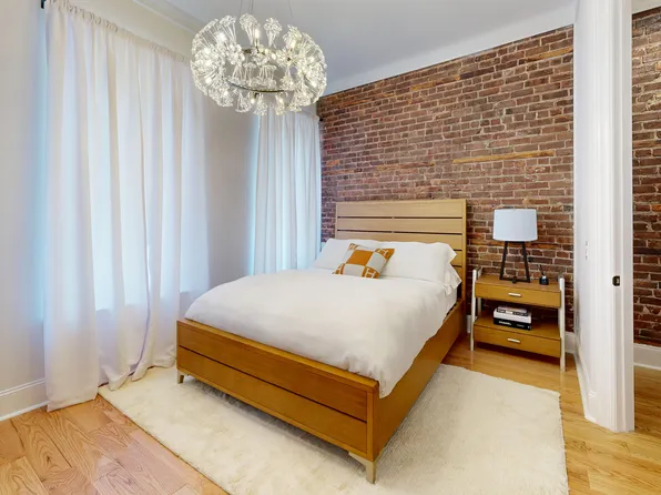 453 2nd Avenue image 4 of 26