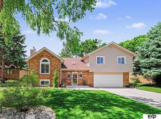 6324 S 94th St, Omaha, NE 68127