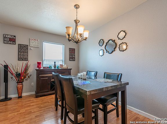 3rd image of 6828 Meadow Ash Dr