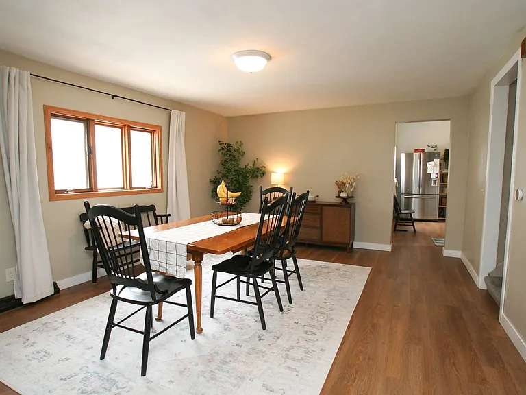 418 W Holmes St — Photo 1