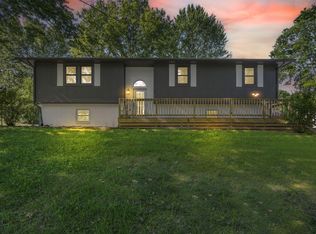 1202 E Hartley St, Ozark, MO 65721