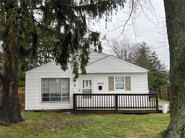 4877 Wake Robin Rd, Mentor, OH 44060