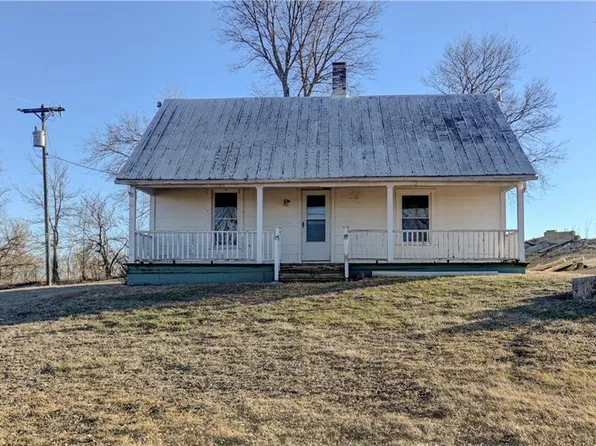 23375 Woodruff Rd, Weston, MO 64098