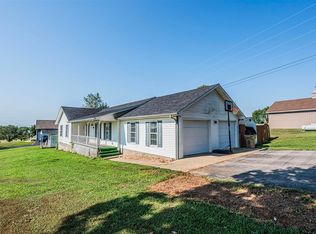101 Villa Dr, Brownsville, KY 42210