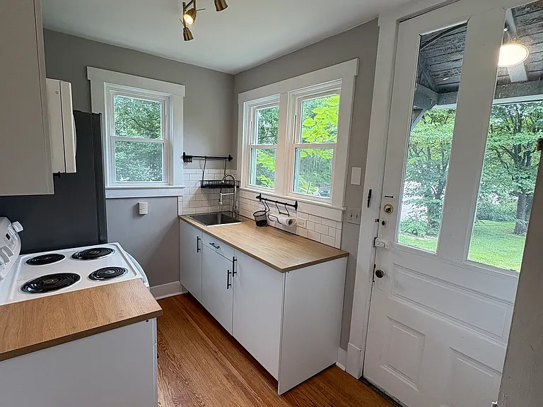 1436 Hepburn Ave #2 — Photo 10