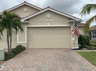4209 Bloomfield St, Fort Myers, FL 33916