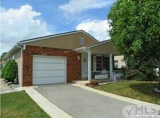 15 Haiti Ct, Toms River, NJ 08757