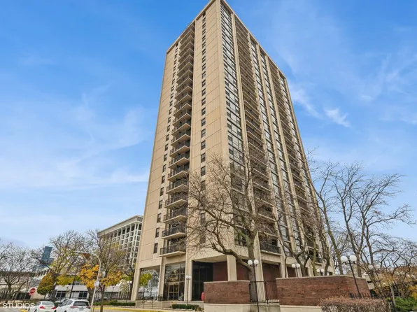 2605 S Indiana Ave Unit 303, Chicago, IL 60616