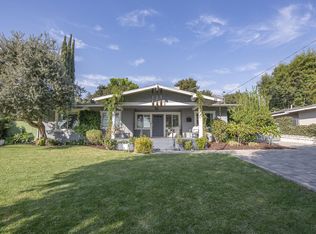 55 W Altadena Dr, Altadena, CA 91001