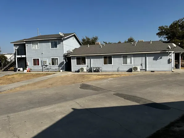 1452 S College Ave APT 101, Dinuba, CA 93618