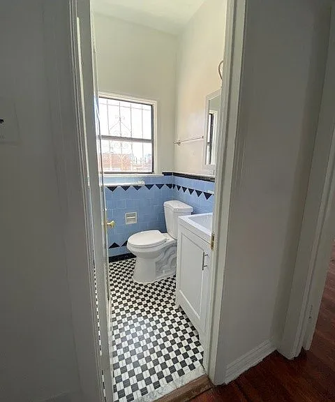 320 S. Manhattan Place — Photo 10